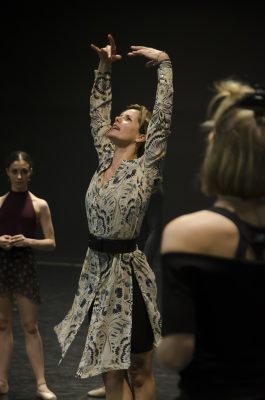 Dame Darcey Bussell demonstrating port de bras. Photo Alexander Yip