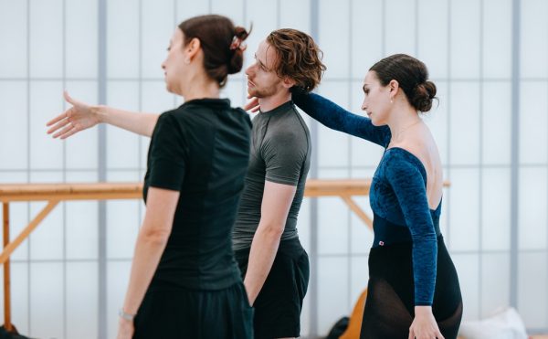 Daniela Cardim creating 'Baroque Encounters' with the company. Photo by 'A Dancers Lens'.